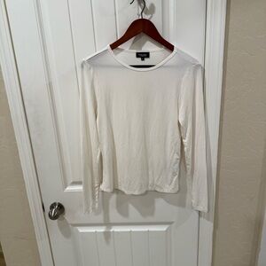 New York & Company Cream Long Sleeve Top Women’s Medium Stretch Tee